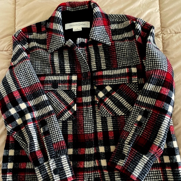 Treasure & Bond Jackets & Blazers - Plaid shirt jacket